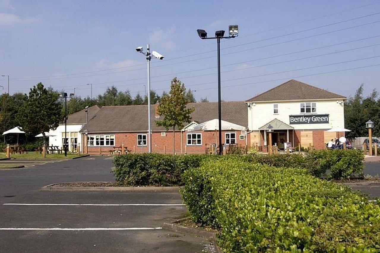 Premier Inn Walsall Bagian luar foto
