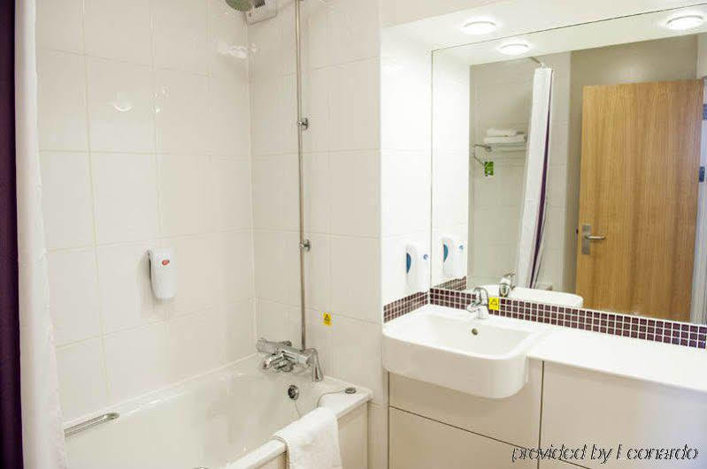 Premier Inn Walsall Bagian luar foto