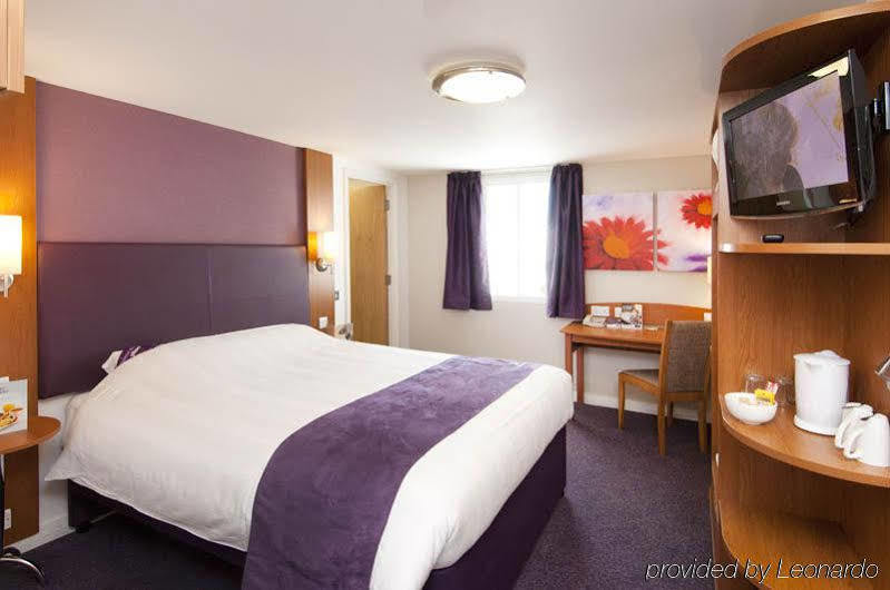 Premier Inn Walsall Bagian luar foto